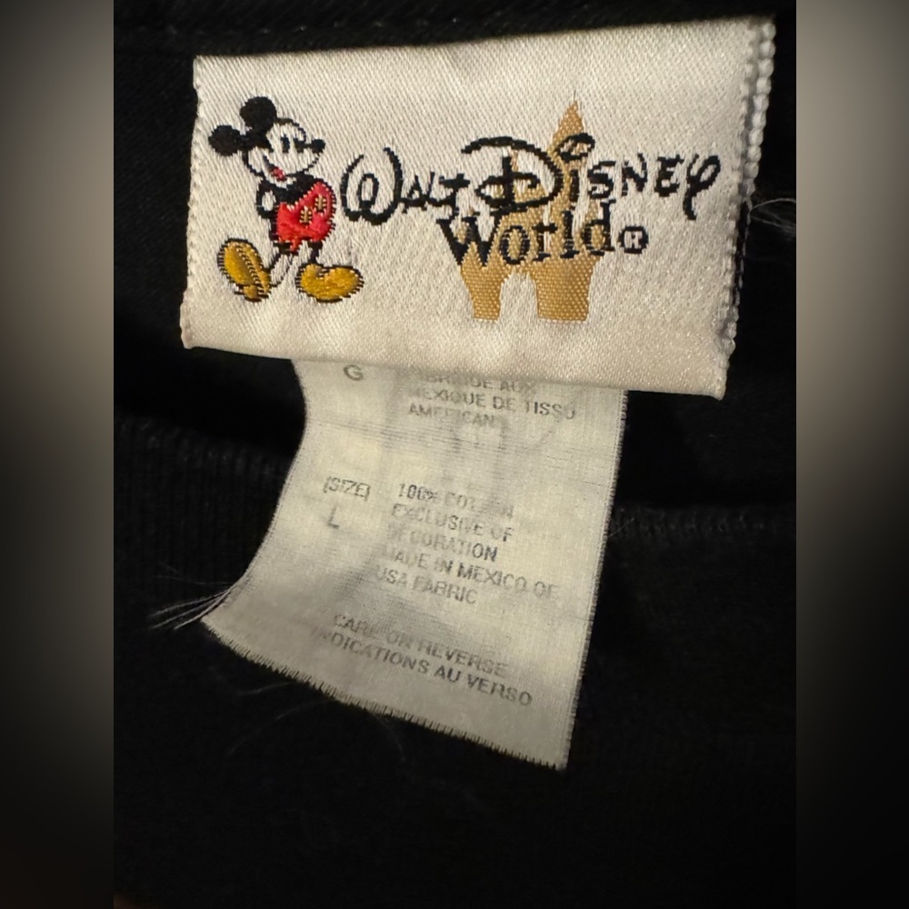 Vintage 2006 Y2K Pirates of the Caribbean Disney Tee T Shirt Size Large - Picture 4 of 4